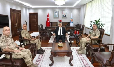 Tümgeneral Murat Bulut Vali Toros’la Bir Araya Geldi