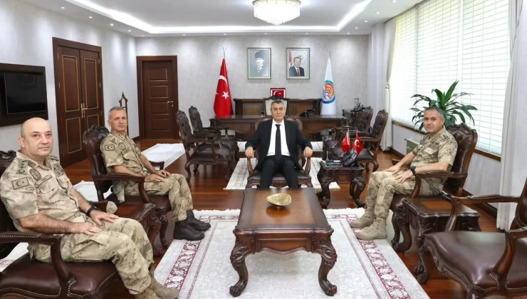 Tümgeneral Murat Bulut Vali Toros’la Bir Araya Geldi
