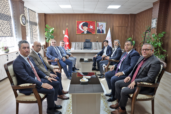 MTSO YÖNETİMİNDEN MERSİN İL MİLLİ EĞİTİM MÜDÜRÜ’NE ZİYARET