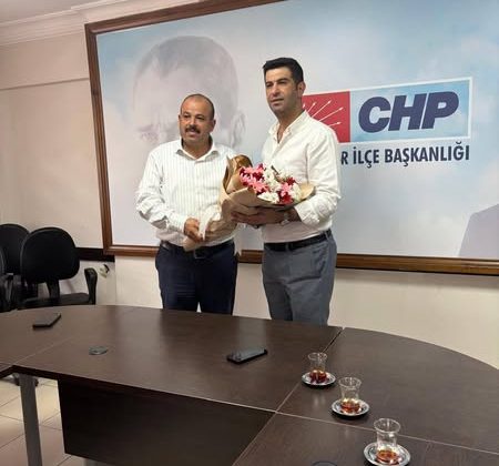 Mersin Minibüsçüler Esnaf Odası’ndan CHP Yenişehir İlçe Teşkilatı’na Ziyaret Toprak Çalışkan’a “Yeniden Güven” Mesajı