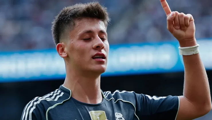 O Futbolcu 20 Yaşında Rekor Kırdı!