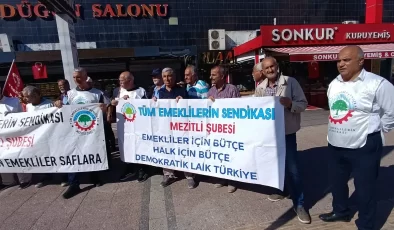 “Açlık Kader Değil” diyen emekliler: Mezitli’den hükûmete sert çağrı