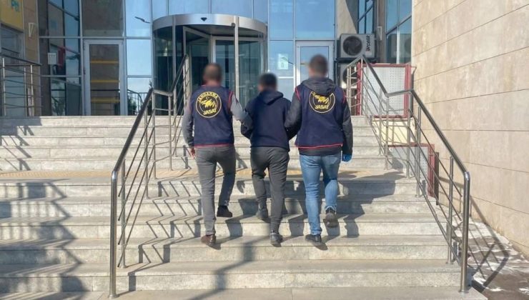 Mersin Jandarması’ndan fetö firarilerine darbe