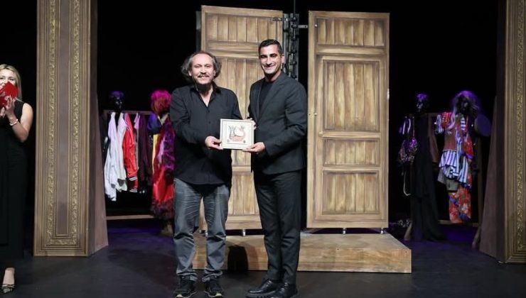 Mersin’den İstanbul’a sanat köprüsü: “Eyvah Nadir” ayakta alkışlandı