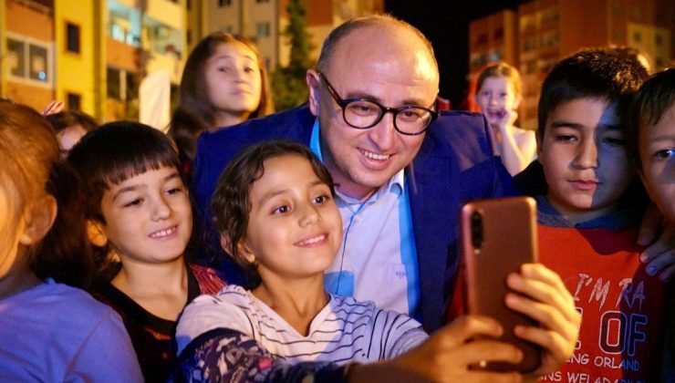 Erdemli’de Sinema Gecesi Başladı!