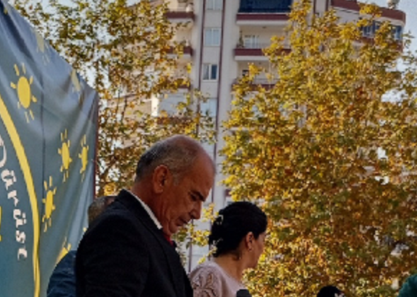MEVCUTBAŞKAN ÖZDENİZ: YENİDEN ADAYIM DEDİ;