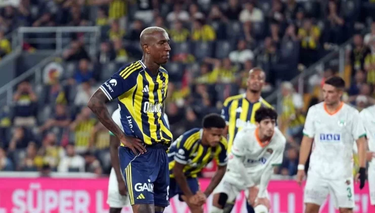Süper Lig’in ilk 8 haftasında en çok penaltı kazanan Fenerbahçe oldu