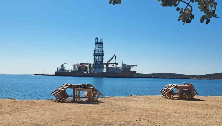 Türkiye’nin 228 metrelik denizdeki yeni gücü: ’West Draco’ limana yanaştı