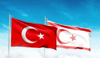 Başkan Kara, KKTC’nin 42. yıl dönümünü kutladı  Erdemli Belediye Başkanı Mustafa Kara, KKTC’nin kuruluş yıl dönümüne yönelik kutlama mesajında şehit ve gazileri minnetle andı. Belediye, dayanışma vurgusunu yineledi.