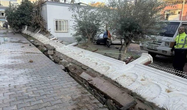 Su Basan Sitenin İstinat duvarı böyle çöktü