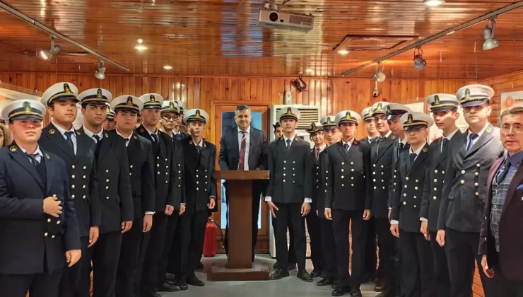 MDTOMTAL Öğrencileri ‘Kültürün İzinde Mersin’ İle Kentin Tarihine Demir Attı