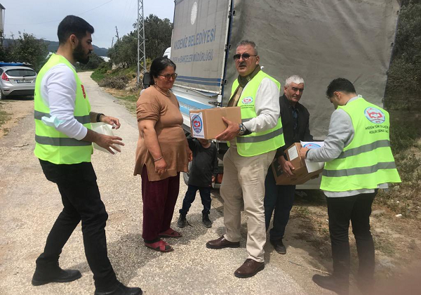 M.SİNAN CANPOLAT  MERSİN EMLAKÇILAR ODASI YÖN. KUR. BŞK.  SON BEŞ YILIN DA NELERYAPTIKLARINI ANLATTI;