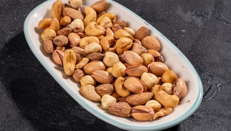 Bir Kase Kuruyemiş Lüks Oldu