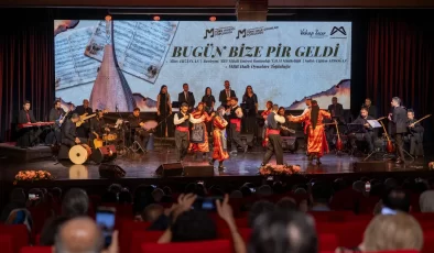 Mersin’de Anadolu’dan ezgiler: Coşkulu gece salonları şenlendirdi
