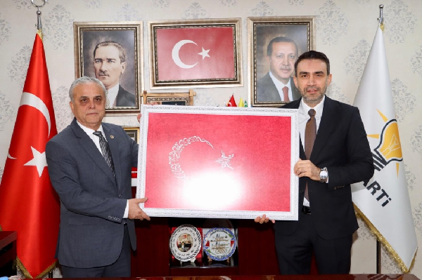 Mersin Siyasetinde Yeni Dönem: Hasan Ufuk Çakır Teşkilatla Buluştu!