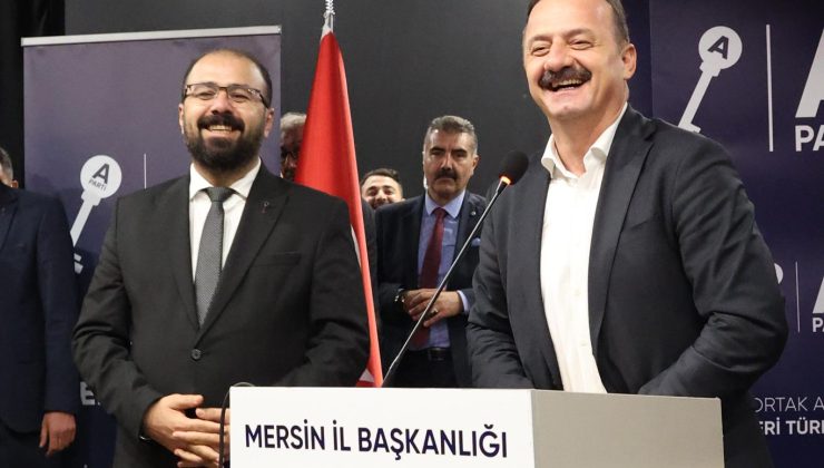 Ahmet Gök, Anahtar Parti Mersin İl Başkanlığı Görevini Devretti