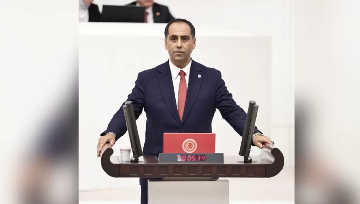 Kıratlı: “Mersin’e dev sağlık yatırımları kazandırıyoruz”