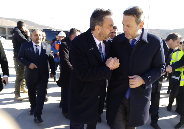 MERSİN’İN GURUR TABLOSU: ADEM ALDEMİR VE DEV HEYET AKKUYU’DA!