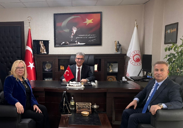 MESİAD’dan Ticaret İl Müdürü Sümer’e Çıkartma: “Mersin Ekonomisi İçin El Birliği”