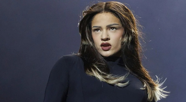 Rosalia’nın ‘LUX’ albümü: Vatikan’dan inanç ve maneviyat hakkındaki şarkılarına övgü