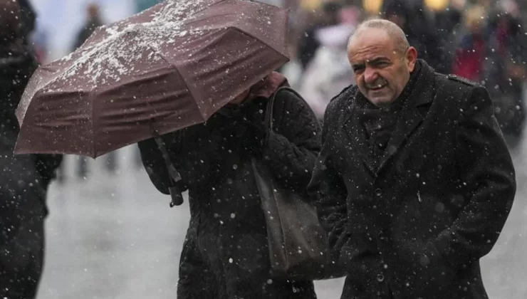 Gök delindi! Mersin’de kuvvetli yağış ve fırtına alarmı