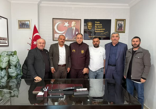 MERSİN ULAŞIMINDA “ORTAK AKIL” BULUŞMASI: MEHMET KARTAL ESNAFIN TALEPLERİNİ MASAYA YATIRDI!