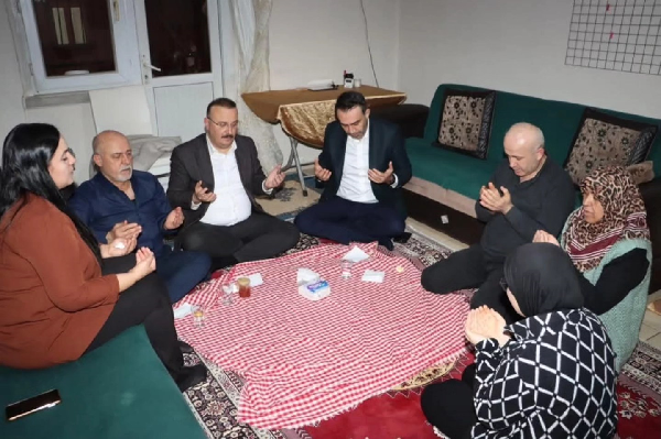 AK PARTİ’DEN AKBELEN’DE GÖNÜL ÇIKARMASI: “SOFRAMIZ BİR, NİYETİMİZ BİR”