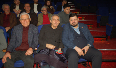 CHP İlçe Başkanı İzzet Kırılmaz Meclis Takibinde: “Toroslar İçin Omuz Omuza”