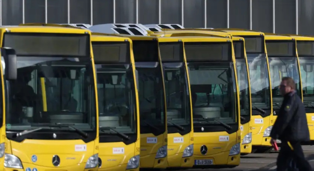 Almanya’da grev: Toplu taşıma durdu