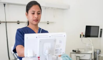 Bürokratik engeller nitelikli iş gücü açığını artırıyor