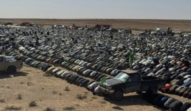 Kaddafi’nin oğlu Seyfülislam toprağa verildi: Cenazeye 50 bin kişi katıldı