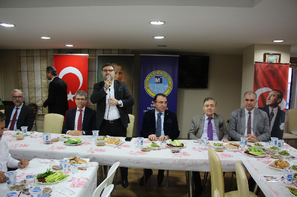 Mersin’in Dinamikleri Birlik Sofrasında Buluştu: Emin Levent Türkili’den Anlamlı İftar