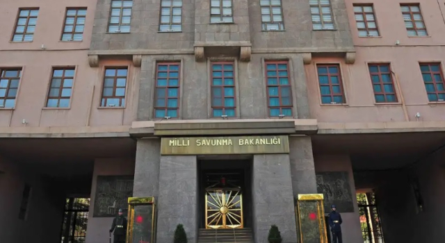 Katar’da düşen askerî helikopterde üç Türk hayatını kaybetti