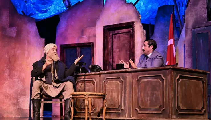 Mersin’de tiyatro coşkusu: 5 günde 5 oyun, salonlar doldu taştı