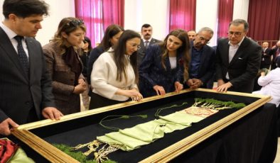 Mersin’de Maneviyat ve Sanat Buluştu: Kutsal Emanetlere Saygı Sergisi Yoğun İlgi Gördü