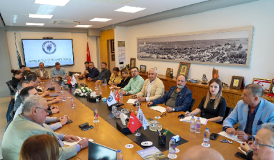 Mersin’de Lojistik ve Gümrük Sektöründen Dev Zirve: Limanda ‘Mühür’ Sorununa Ortak Çözüm!