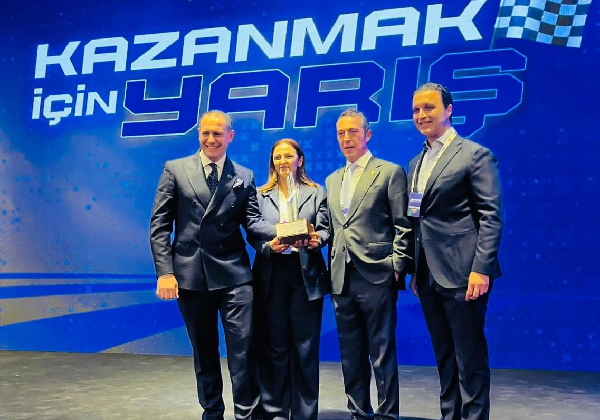 Ford Gürsoy, Ford President’sAward 2025 ile İlk Yılında Büyük Başarıya İmza Attı