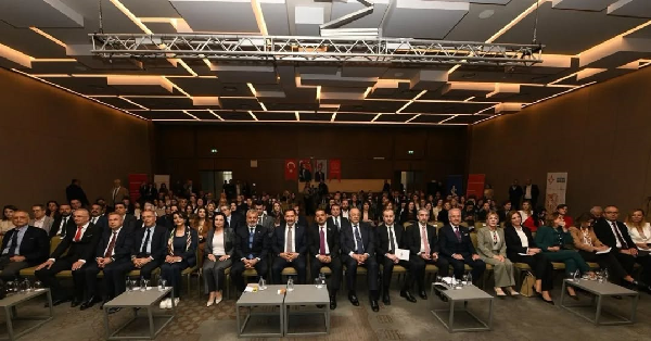 HATAY’DA “GİRİŞİMDE KADIN GÜCÜ” RÜZGARI: DAYANIŞMADAN KALKINMAYA EL ELE!