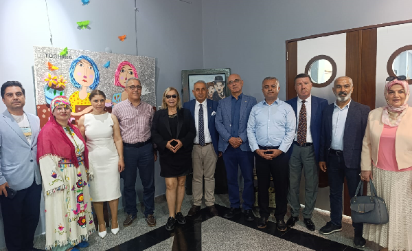MERSİN’DE SANAT, PLASTİK ATIĞA KARŞI SES OLDU