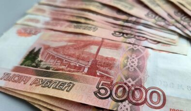 Rusya ekonomisi 3 yılın ardından ilk kez küçüldü