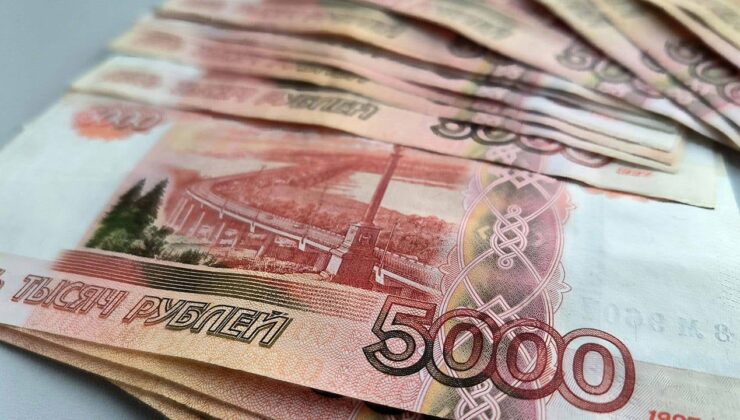 Rusya ekonomisi 3 yılın ardından ilk kez küçüldü