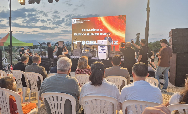 MAKİNA MÜHENDİSLERİ ODASI’NDAN MERSİN’DE COŞKULU DÜNYA GÜNEŞ GÜNÜ KUTLAMASI