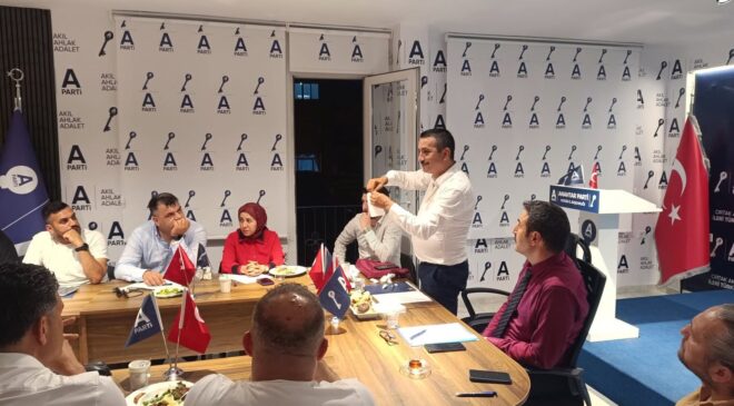 SİYASET VE İŞ DÜNYASI MERSİN İÇİN BİR ARADA: MEHMET DUTAR’DAN ORTAK AKIL VURGUSU!
