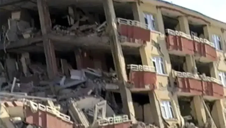 3.6′ lık deprem