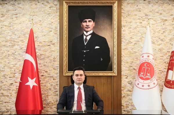 YASİN EMRE MERSİN CUMHURİYET BAŞSAVCILIĞI GÖREVİNE BAŞLADI